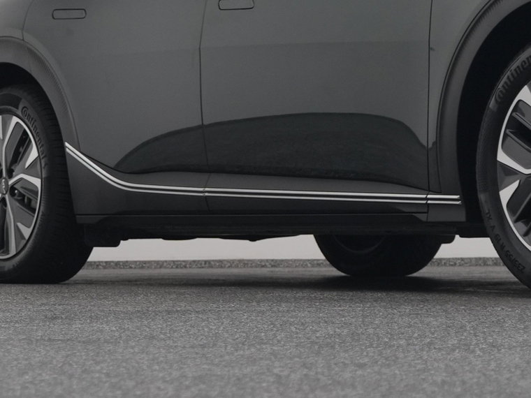 Vehicle Image 39
