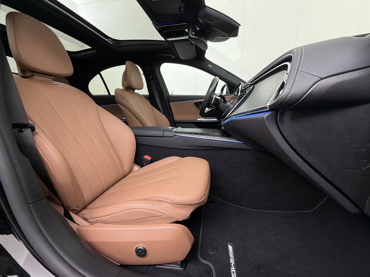 Vehicle Image 48