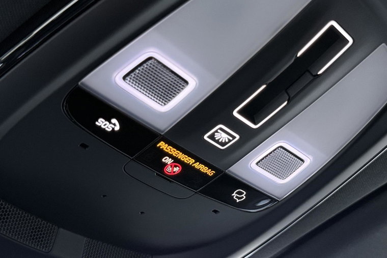 Vehicle Image 36