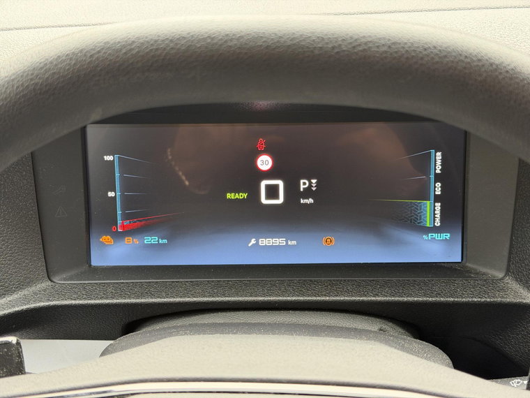 Vehicle Image 18