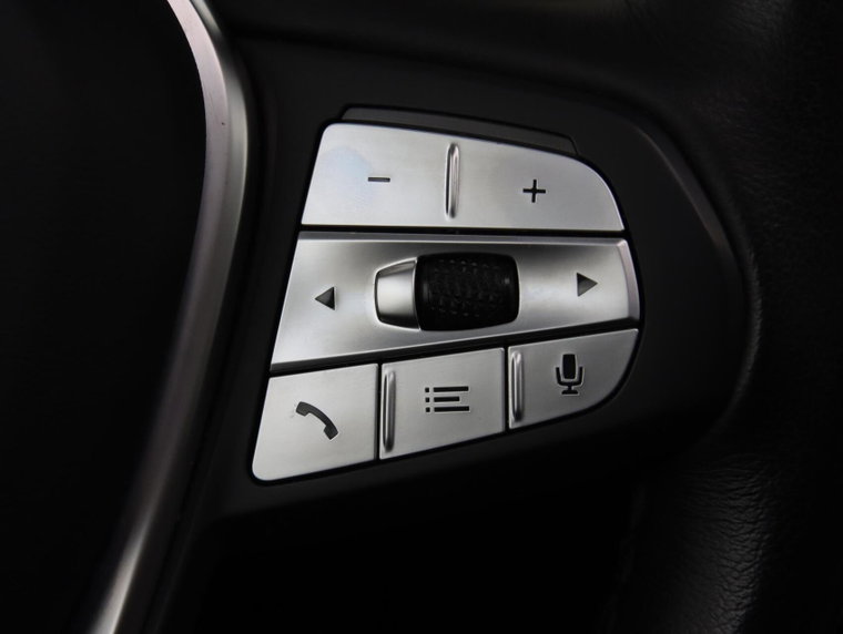 Vehicle Image 45