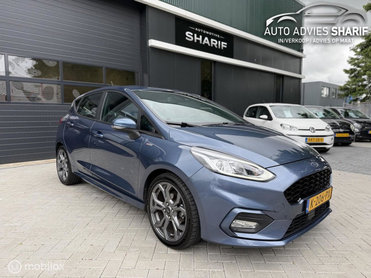 Vehicle Image 9