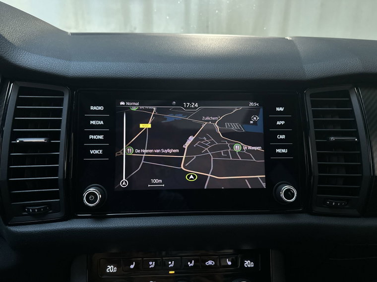 Vehicle Image 7