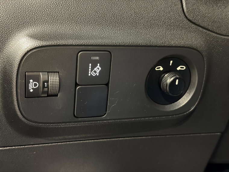 Vehicle Image 28