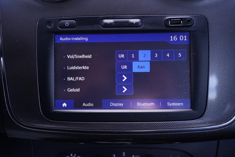 Vehicle Image 31