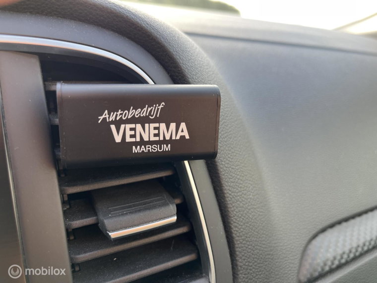 Vehicle Image 24