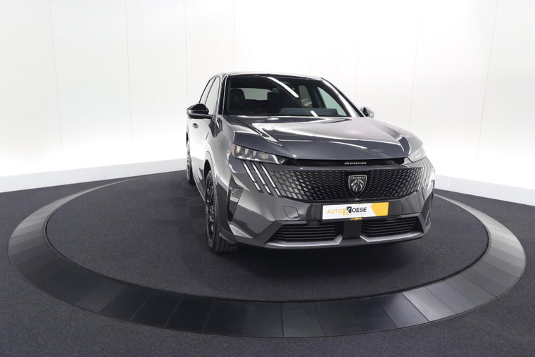 Vehicle Image 40