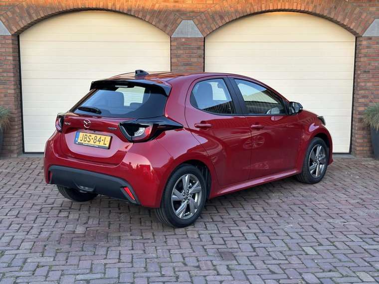 Vehicle Image 3