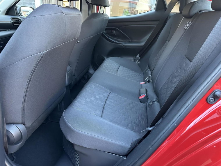 Vehicle Image 14
