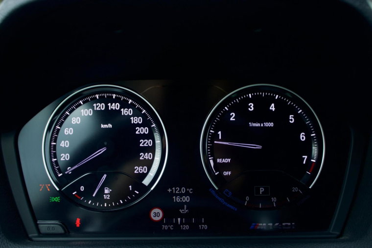 Vehicle Image 25