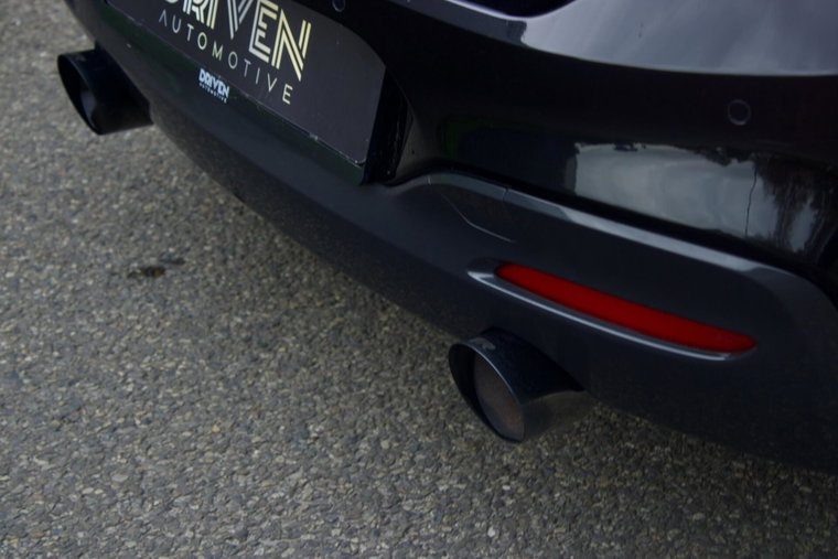 Vehicle Image 38
