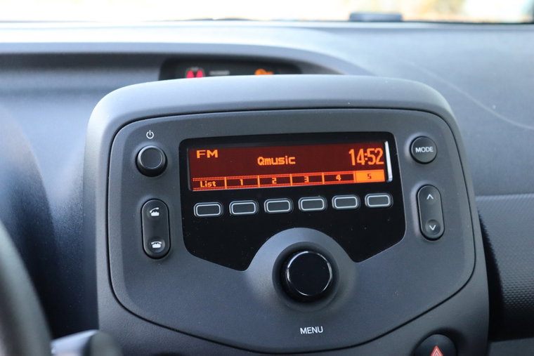 Vehicle Image 15