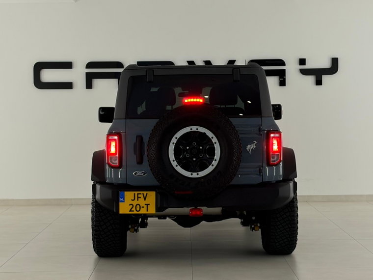 Vehicle Image 17