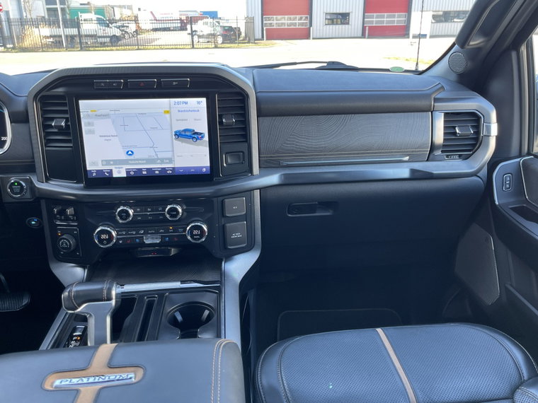 Vehicle Image 38