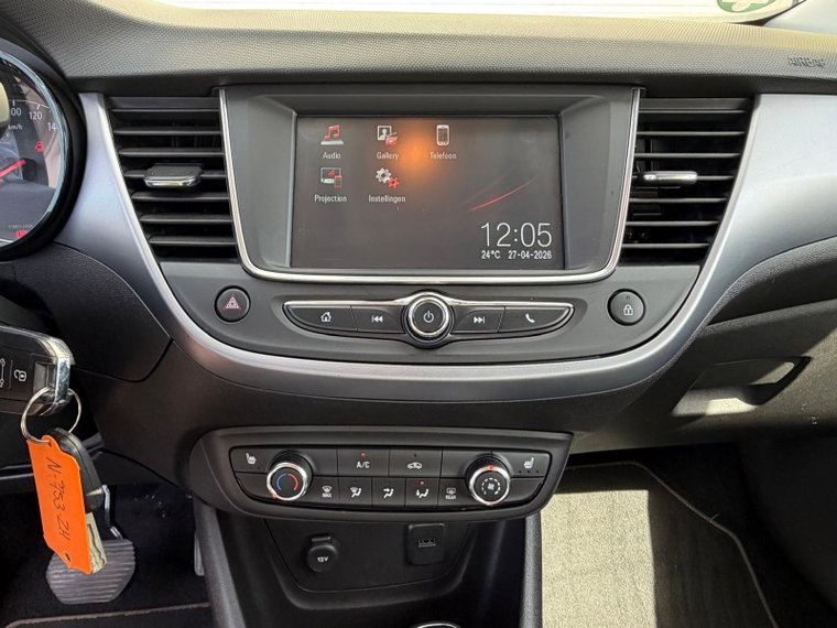 Vehicle Image 17
