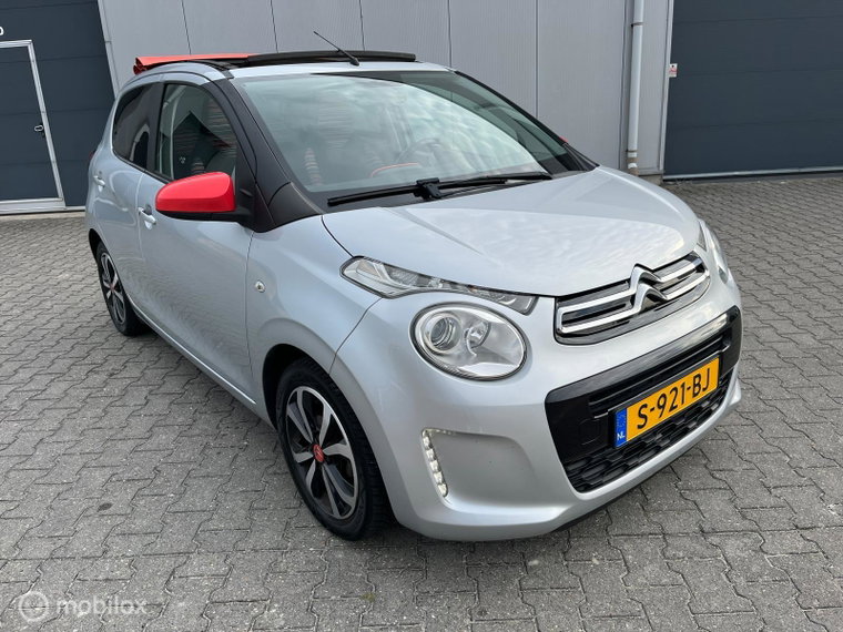 Vehicle Image 21