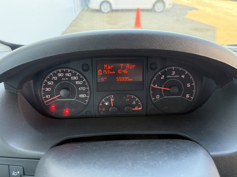 Vehicle Image 25