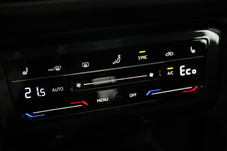 Vehicle Image 48