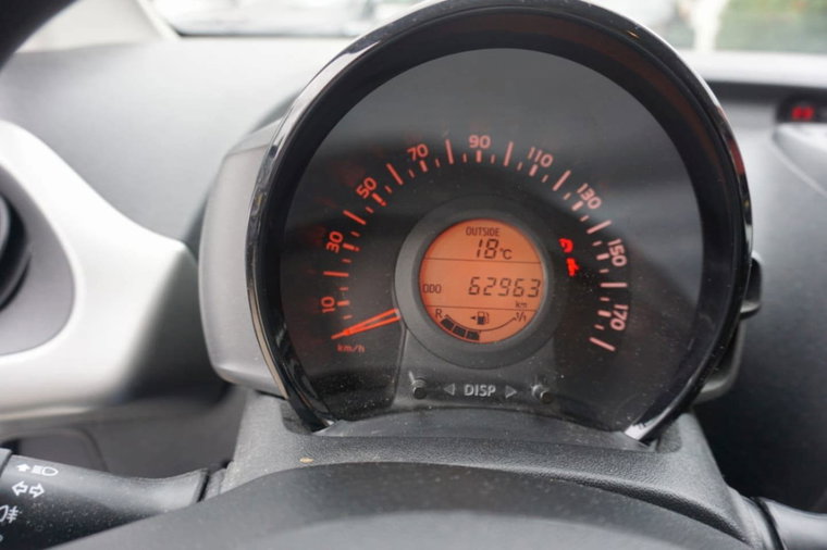 Vehicle Image 10