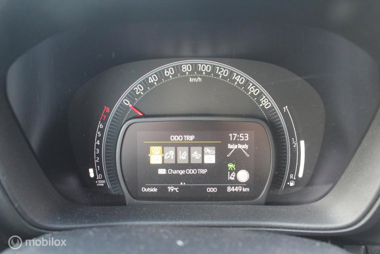 Vehicle Image 18