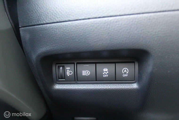 Vehicle Image 24