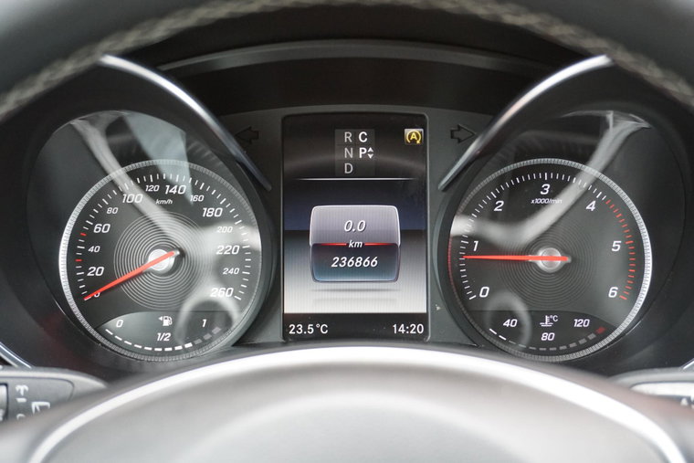 Vehicle Image 35