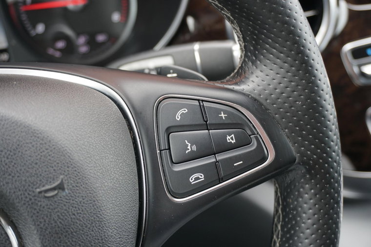 Vehicle Image 37