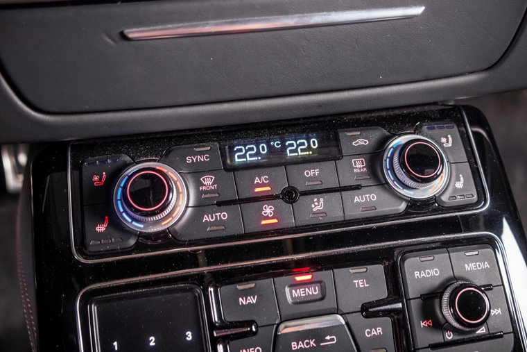 Vehicle Image 27