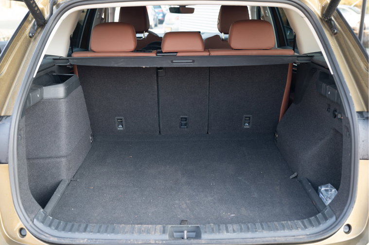 Vehicle Image 37