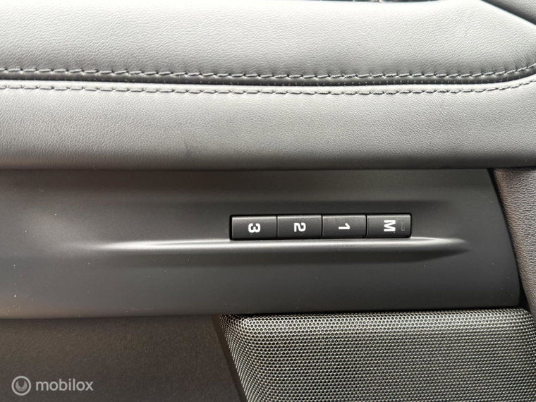 Vehicle Image 39