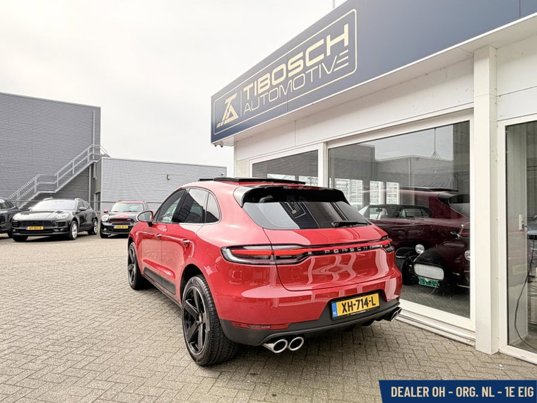 Vehicle Image 28