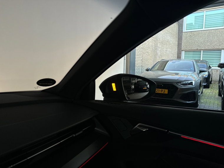 Vehicle Image 29