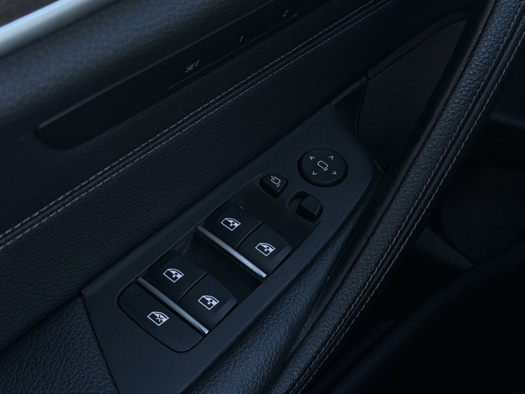 Vehicle Image 47