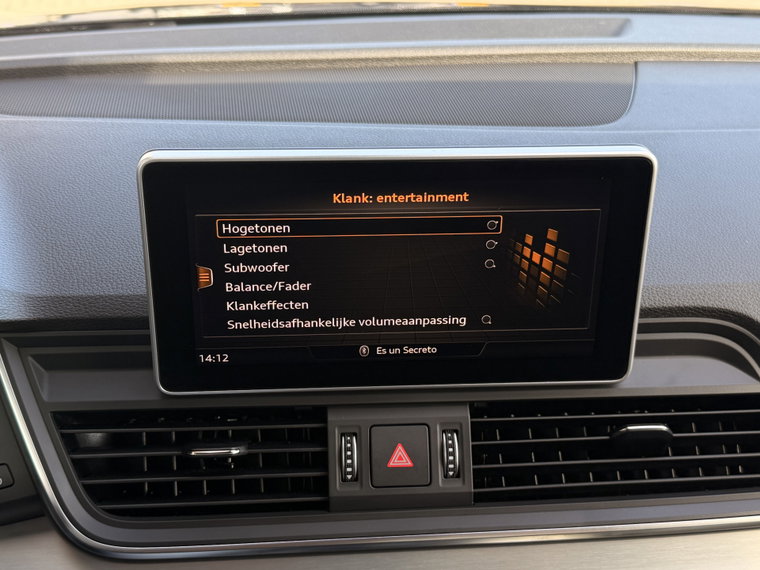 Vehicle Image 28