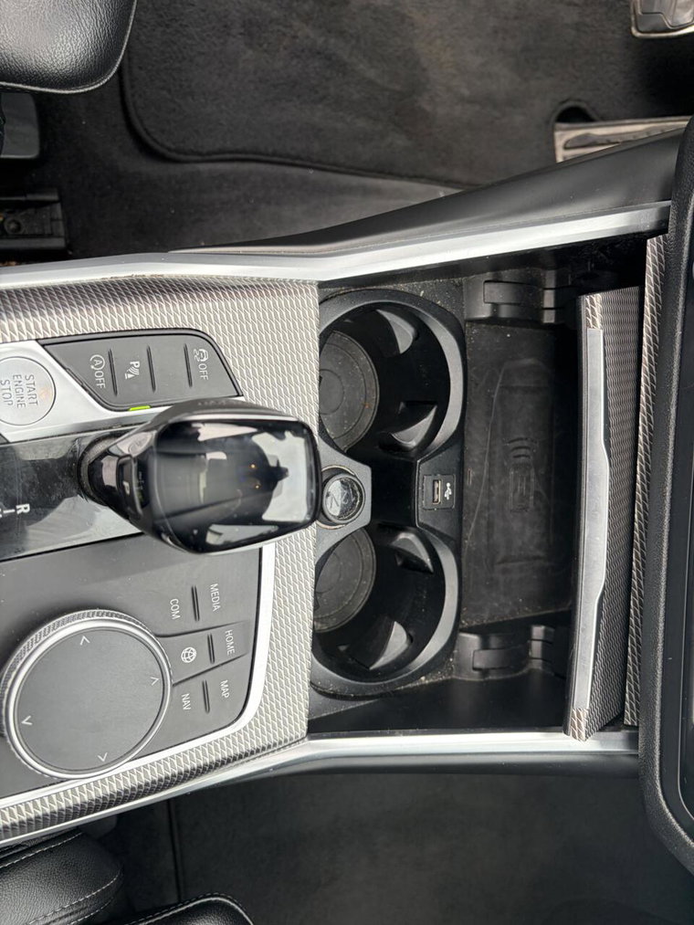 Vehicle Image 33