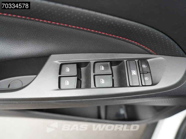 Vehicle Image 39