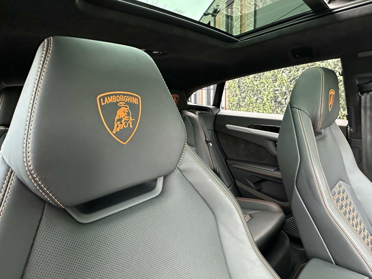 Vehicle Image 36