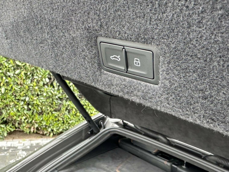Vehicle Image 39