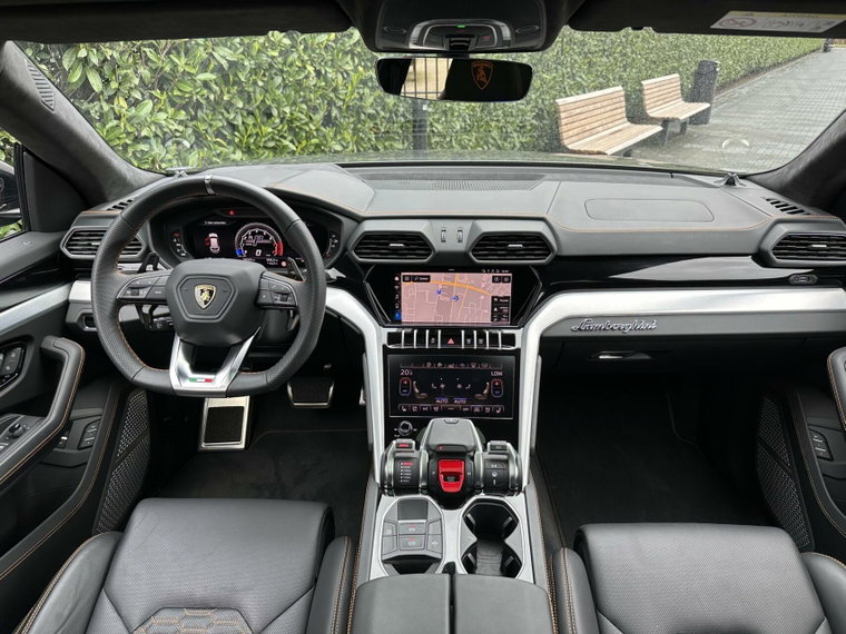 Vehicle Image 60