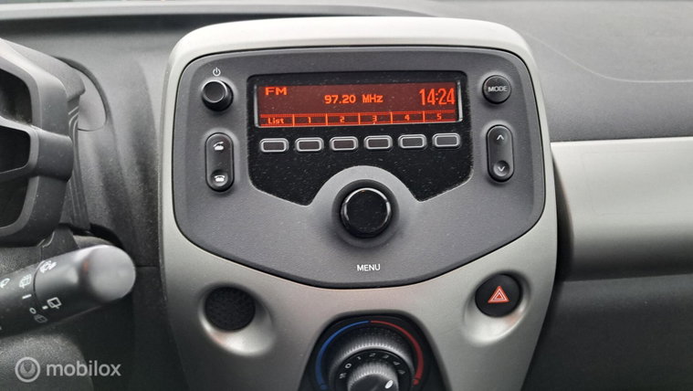 Vehicle Image 20