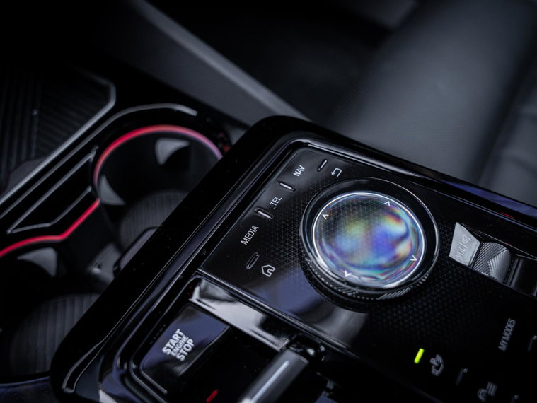 Vehicle Image 27