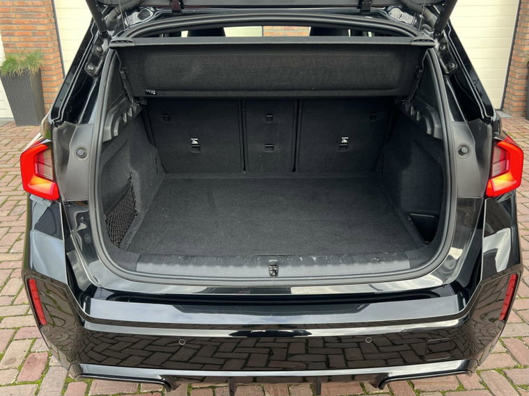 Vehicle Image 26