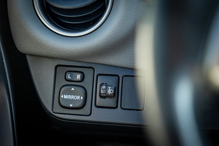 Vehicle Image 30