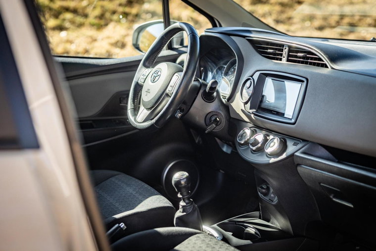 Vehicle Image 7