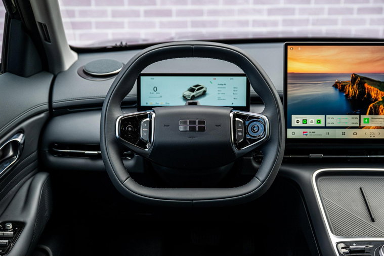 Vehicle Image 3