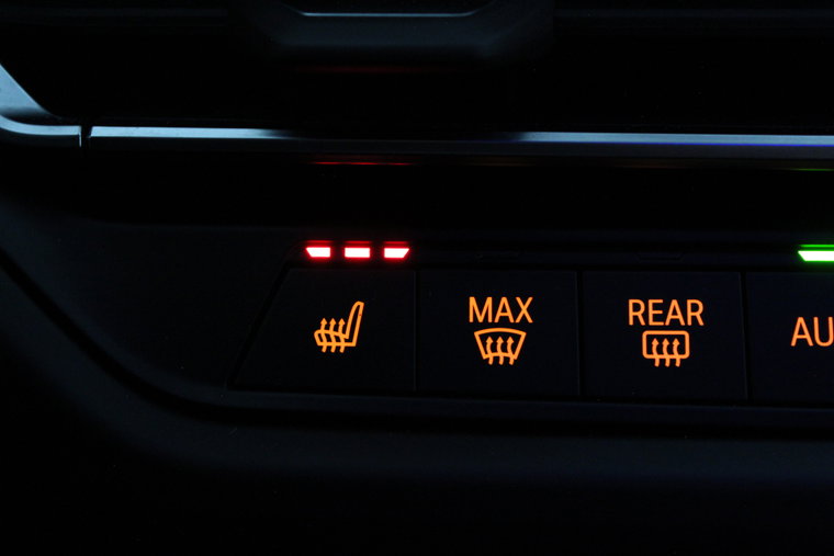 Vehicle Image 23