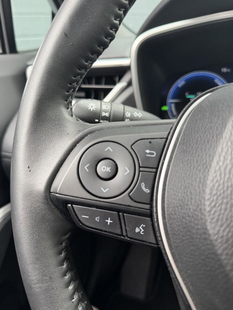 Vehicle Image 18