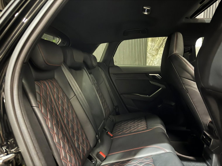 Vehicle Image 39