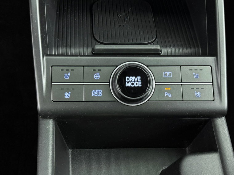 Vehicle Image 27