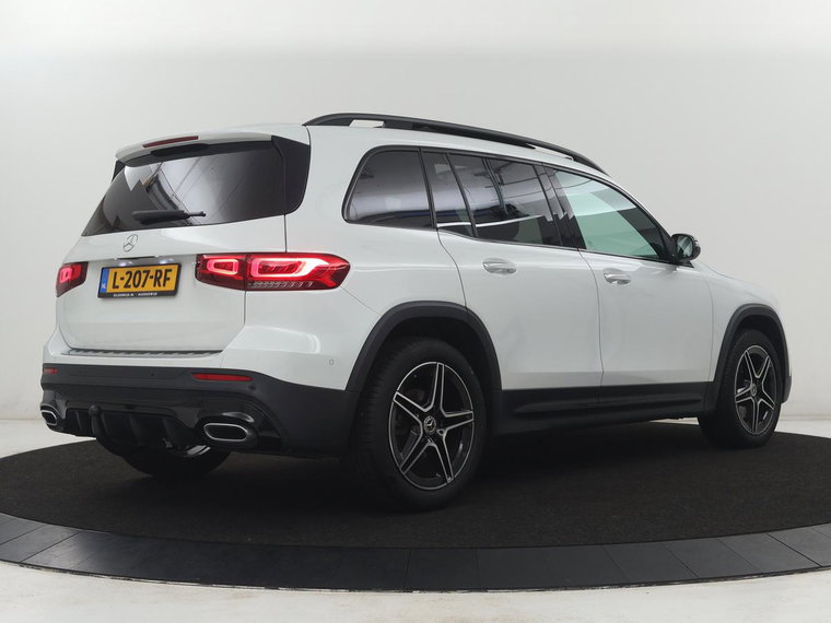 Vehicle Image 40